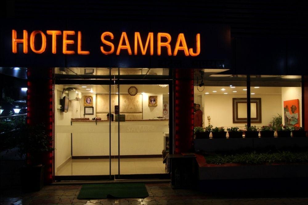 Hotel Samraj Mumbai  Buitenkant foto