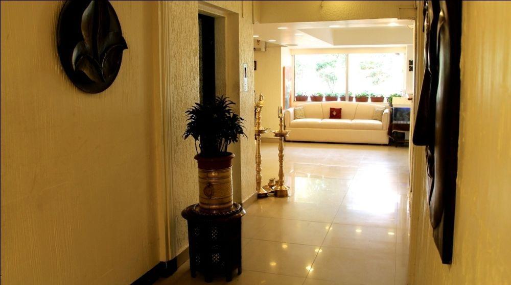 Hotel Samraj Mumbai  Buitenkant foto