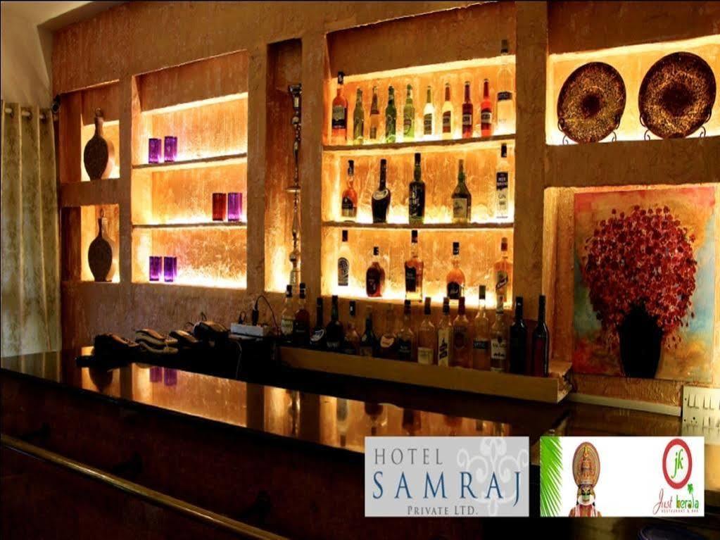 Hotel Samraj Mumbai  Buitenkant foto
